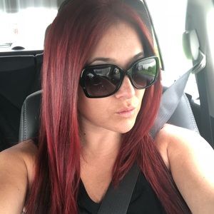 Meet your Posher, Jenna